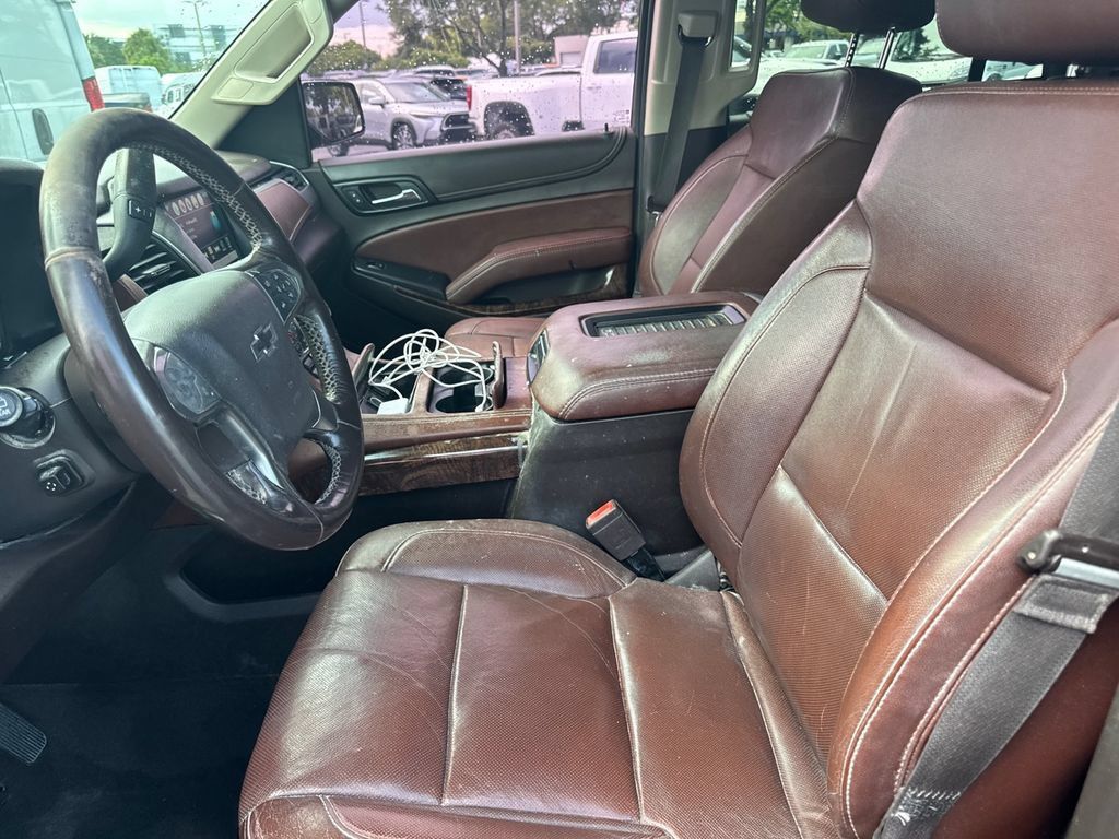 Used 2016 Chevrolet Tahoe LTZ RWD image 3