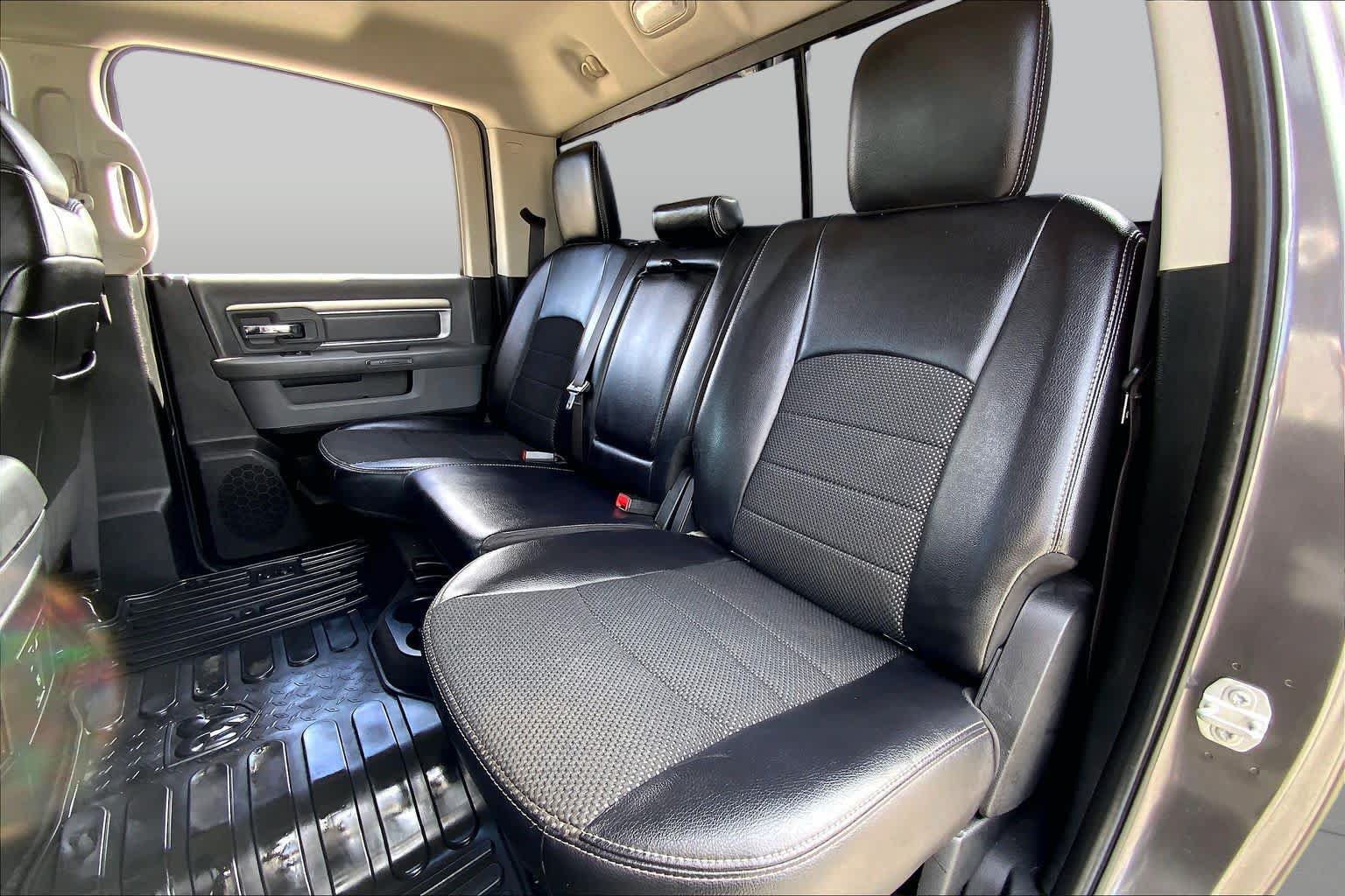 Used 2017 RAM 1500 SLT RWD image 20