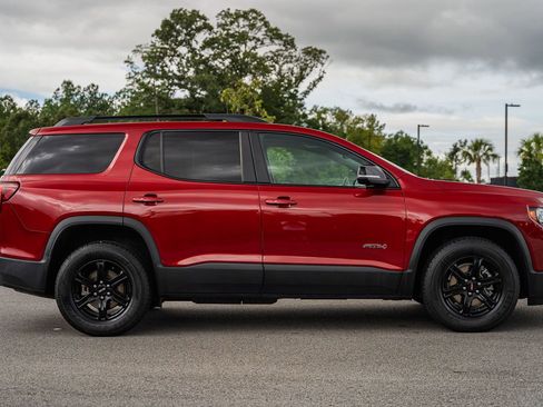 Used 2023 GMC Acadia AT4 w/ Technology Package image 8