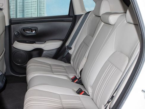 Certified 2023 Honda HR-V EX-L image 11