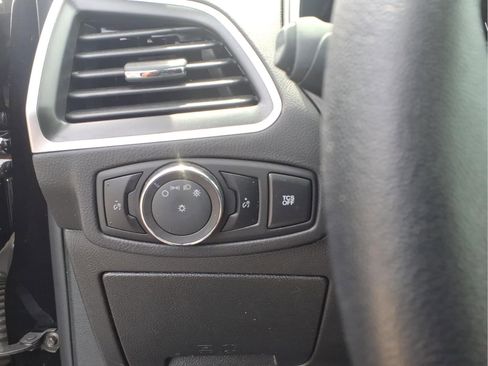Used 2024 Ford Edge SEL AWD/4WD image 21
