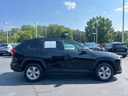 Used 2025 Toyota RAV4 XLE FWD image 5