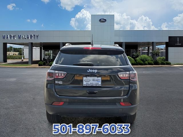 Used 2025 Jeep Compass Limited AWD/4WD image 4