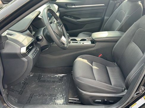 Used 2022 Nissan Altima 2.5 SV image 15