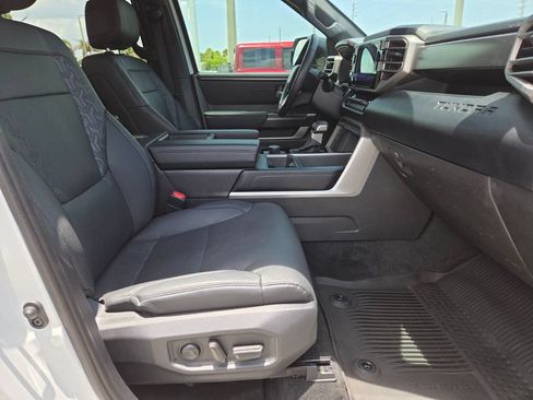 Used 2025 Toyota Tundra SR5 w/ SR5 Premium Package RWD image 16