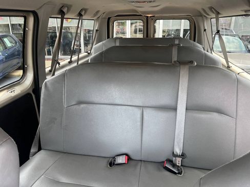 Used 2013 Ford E-350 and Econoline 350 XL RWD image 17