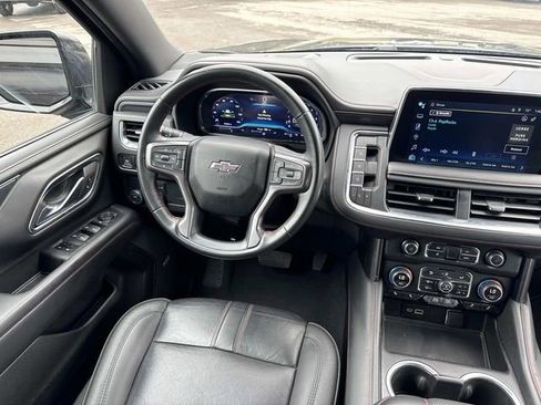 Certified 2024 Chevrolet Suburban RST RWD image 19