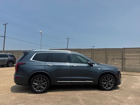 Used 2020 Cadillac XT6 Premium Luxury FWD image 25