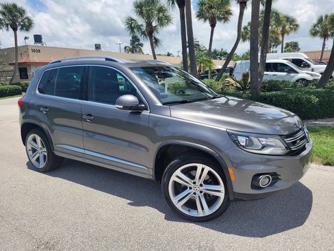 Used 2014 Volkswagen Tiguan R-Line image 10
