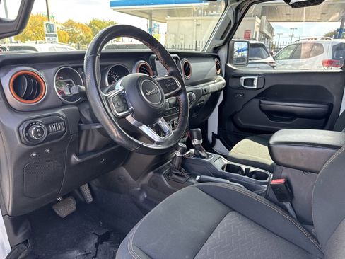 Used 2021 Jeep Gladiator Mojave image 23