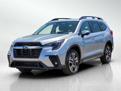 Used 2023 Subaru Ascent Limited w/ Technology Package image 11