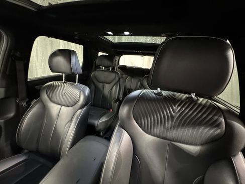 Used 2024 Hyundai Palisade Calligraphy image 30