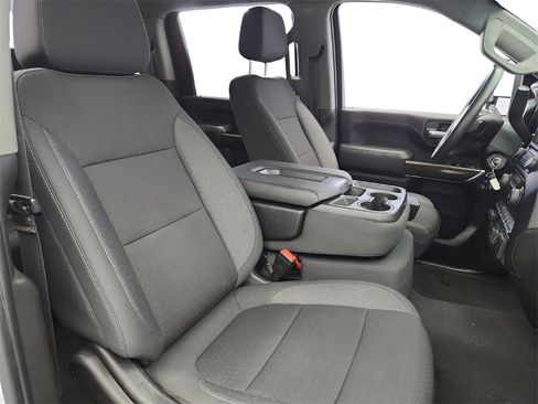 Used 2021 Chevrolet Silverado 2500 LT w/ Snow Plow Prep/Camper Package image 24