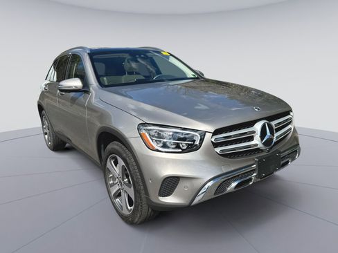 Used 2022 Mercedes-Benz GLC 300 4MATIC image 1
