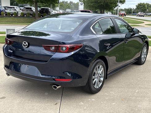 New 2026 MAZDA MAZDA3 s FWD image 3
