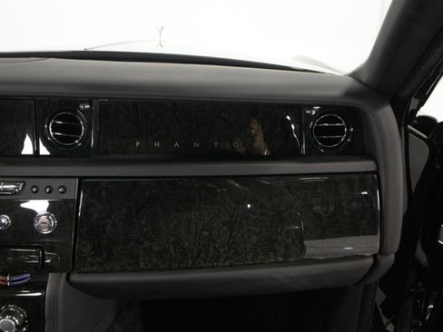 Used 2013 Rolls-Royce Phantom image 63