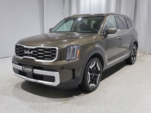 Used 2025 Kia Telluride S AWD/4WD image 6
