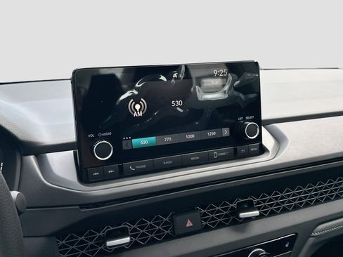 New 2025 Honda Accord SE image 10