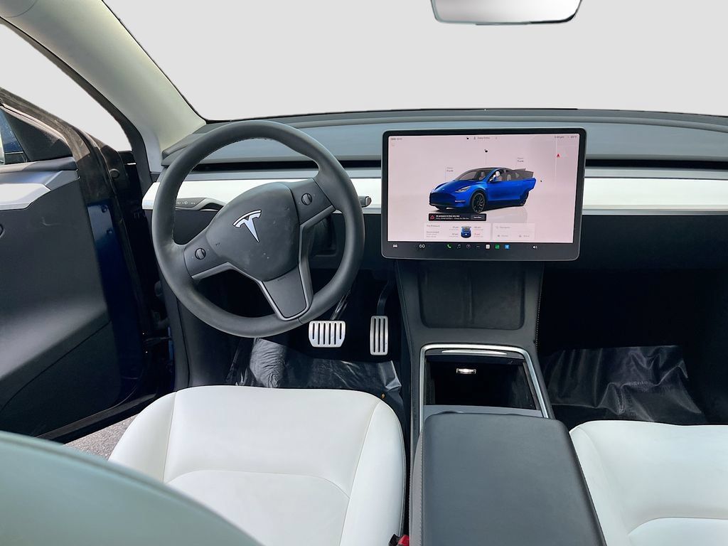 Used 2024 Tesla Model Y Performance AWD/4WD image 20