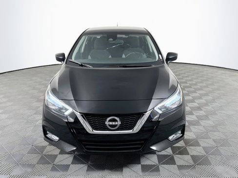 Used 2025 Nissan Versa S w/ Trunk Package FWD image 2