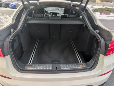 Used 2018 BMW X4 xDrive28i image 25