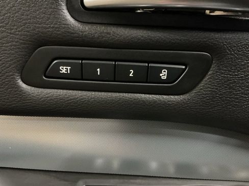 Used 2019 Cadillac XT4 Premium Luxury image 11