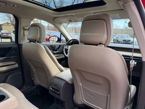 Used 2024 Lincoln Corsair Reserve w/ Equipment Group 202A image 31