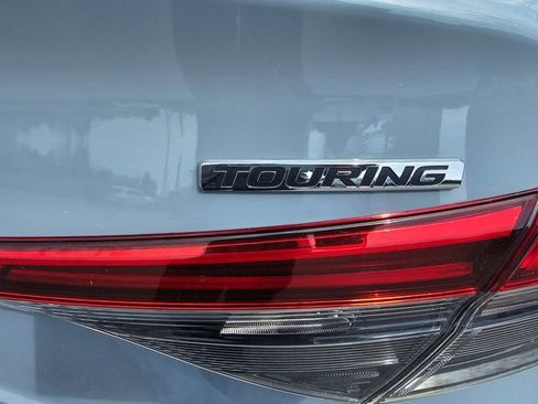 Used 2024 Honda Civic Touring image 10