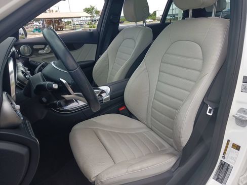Used 2015 Mercedes-Benz C 300 4MATIC Sedan image 10