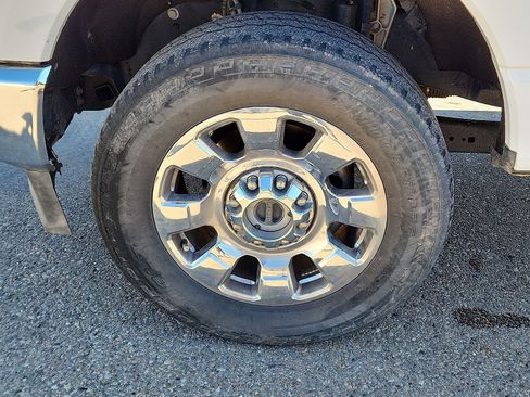 Used 2024 Ford F350 Lariat w/ Lariat Ultimate Package image 8