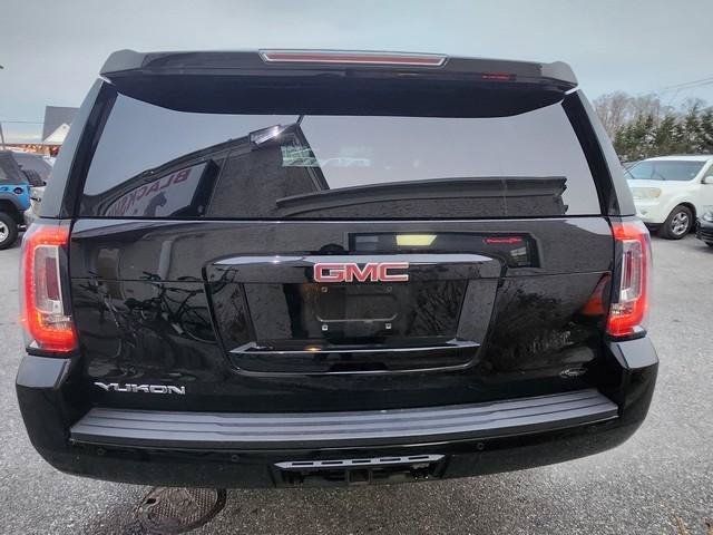 Used 2017 GMC Yukon SLT AWD/4WD image 5