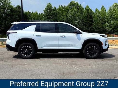 New 2026 Chevrolet Traverse Z71 w/ Enhanced Driving Package AWD/4WD image 2