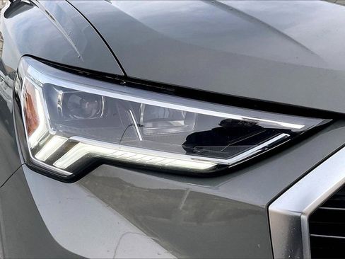 Used 2025 Audi Q3 2.0T Premium image 28