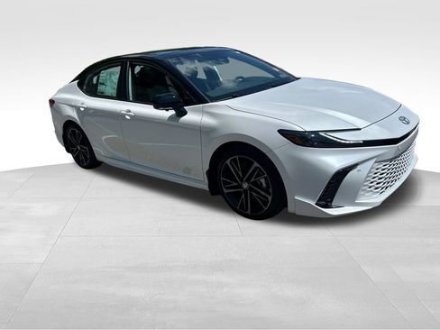 New 2026 Toyota Camry XSE FWD image 7