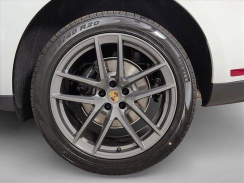 New 2026 Porsche Macan Turbo image 10