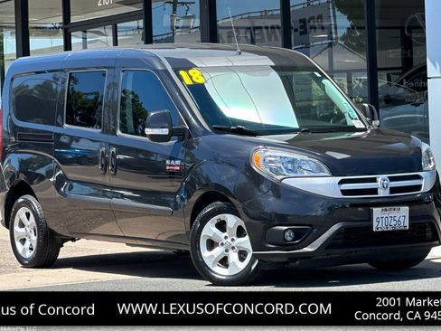 Used 2018 RAM ProMaster City SLT FWD image 1