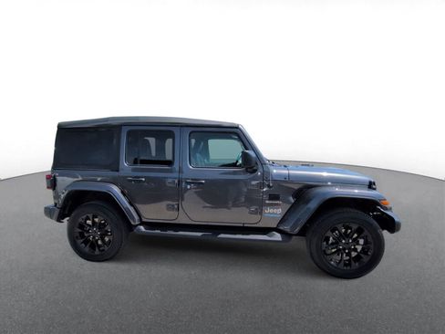 Certified 2022 Jeep Wrangler Unlimited Sahara AWD/4WD image 9