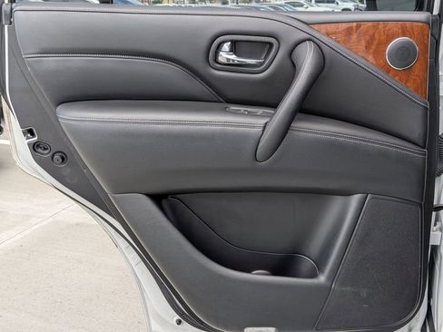 Used 2019 INFINITI QX80 Luxe w/ Proassist Package RWD image 25
