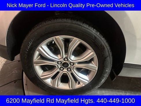 Used 2023 Ford Edge Titanium image 21