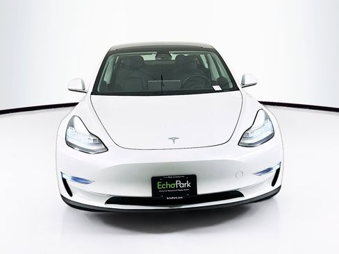 Used 2019 Tesla Model 3 Long Range image 2