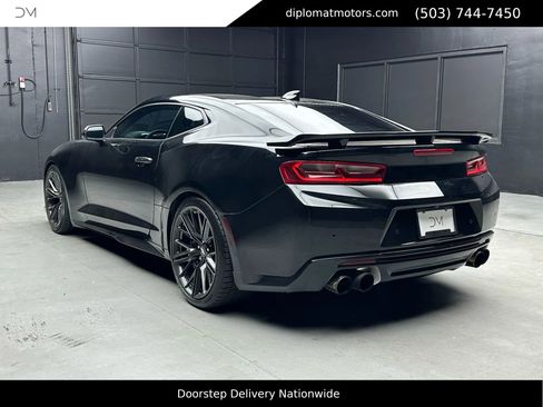 Used 2018 Chevrolet Camaro ZL1 image 5