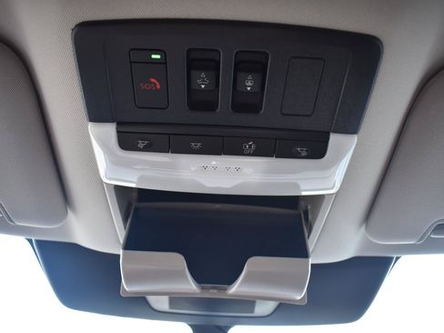 New 2026 Nissan Pathfinder Platinum FWD image 48