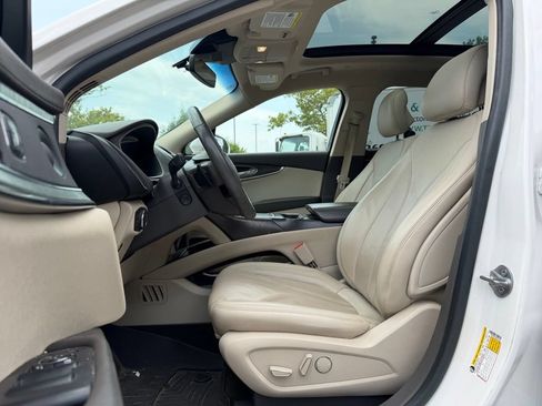 Used 2019 Lincoln Nautilus Reserve AWD/4WD image 12