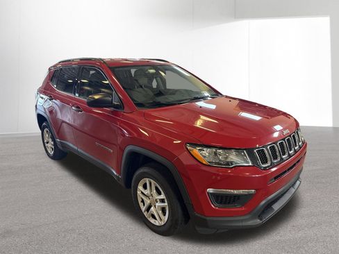 Used 2018 Jeep Compass Sport AWD/4WD image 7