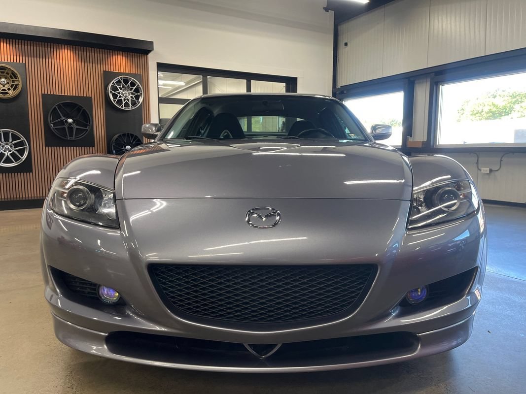 Used 2004 MAZDA RX-8 w/ MT Sport Pkg RWD image 25