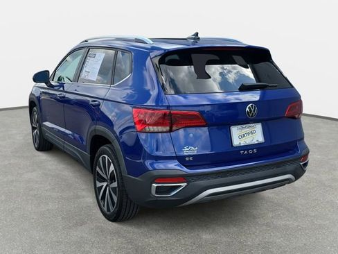 Used 2022 Volkswagen Taos SE w/ Panoramic Sunroof Package image 7