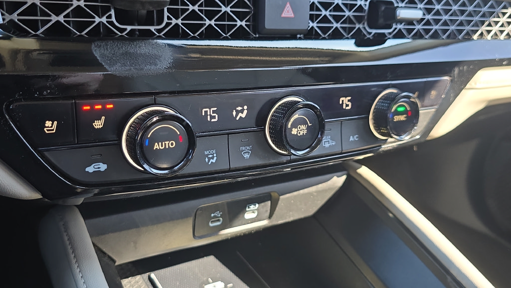 Used 2024 Honda Accord Touring image 23