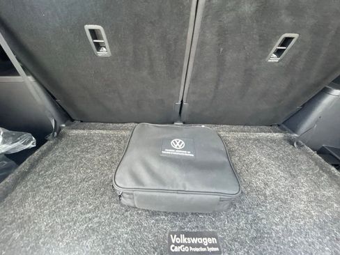Used 2023 Volkswagen Atlas SE FWD image 40