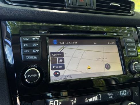Used 2017 Nissan Rogue Sport SL AWD/4WD image 42