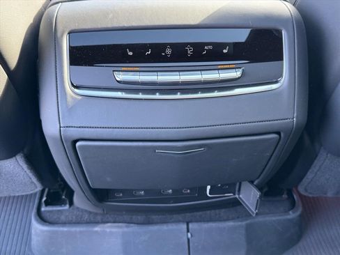 Used 2025 Cadillac Escalade V image 18